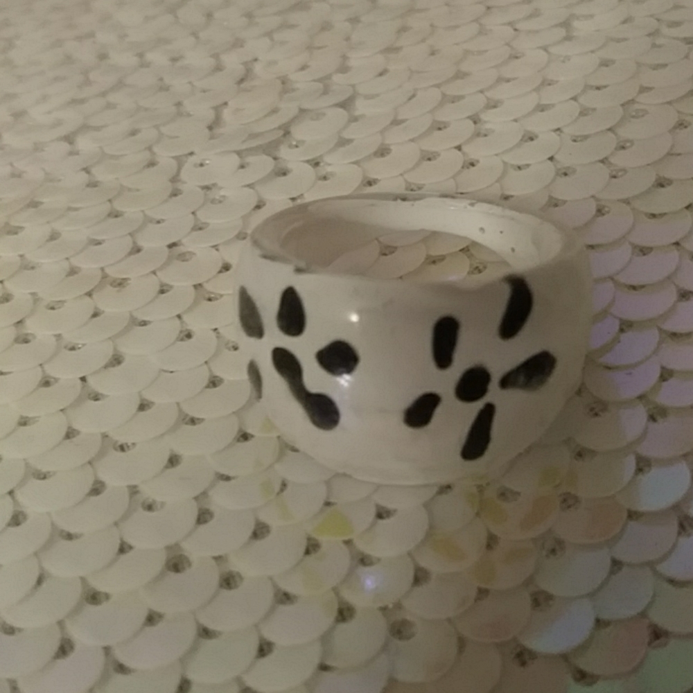 90s Plastic Rings. - Picture 4 of 5